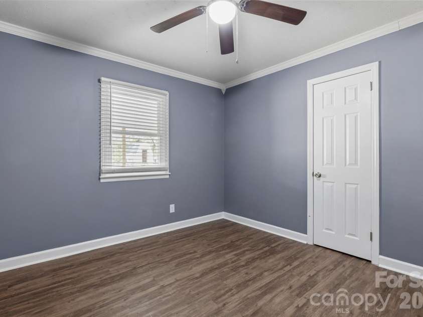 504 Bridges Drive, Kings Mountain, NC 28086.  MLS# CAR4349621, YatesRealty ID 2023. 