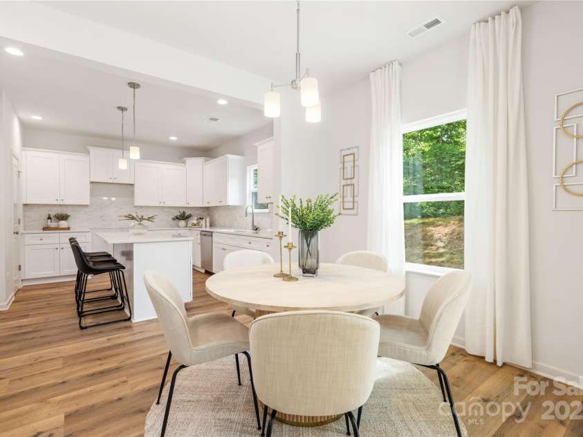 4226 Acorn Street, Charlotte, NC 28205.  MLS# CAR4269456, YatesRealty ID 20231. Representation