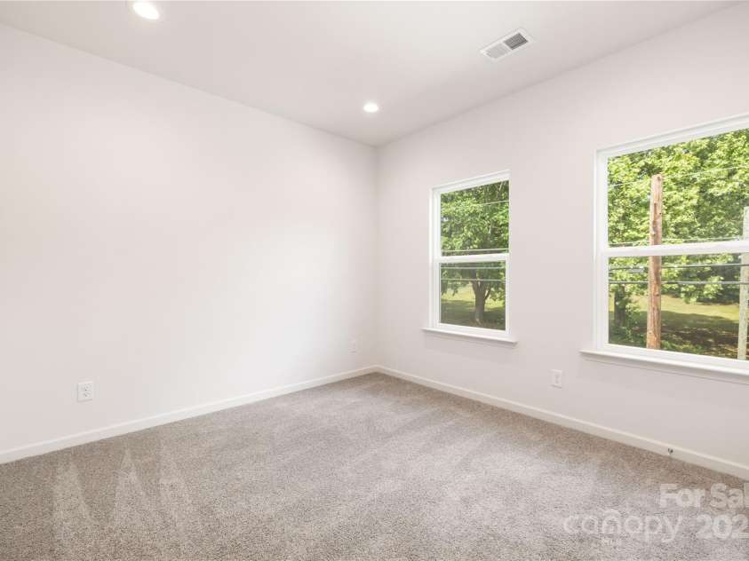 4226 Acorn Street, Charlotte, NC 28205.  MLS# CAR4269456, YatesRealty ID 20231. Representation