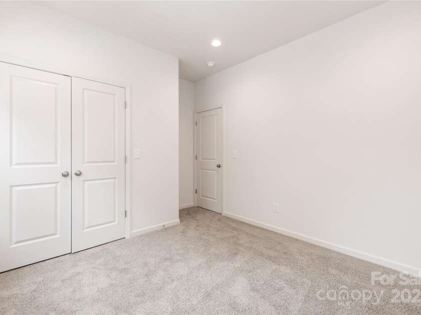 4226 Acorn Street, Charlotte, NC 28205.  MLS# CAR4269456, YatesRealty ID 20231. Representation