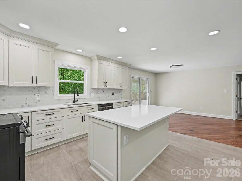 6012 Rehobeth Road, Waxhaw, NC 28173.  MLS# CAR4374467, YatesRealty ID 20232. 