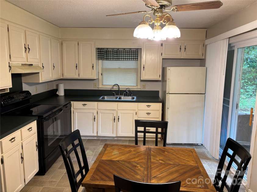 7316 Truelight Church Road, Mint Hill, NC 28227.  MLS# CAR4263547, YatesRealty ID 20233. 