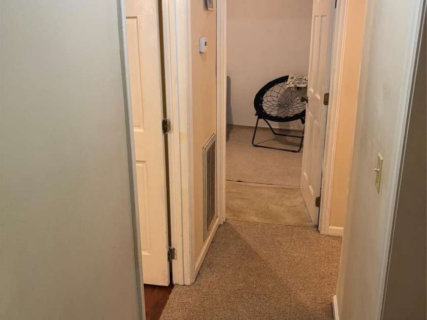 7316 Truelight Church Road, Mint Hill, NC 28227.  MLS# CAR4263547, YatesRealty ID 20233. Main hallway