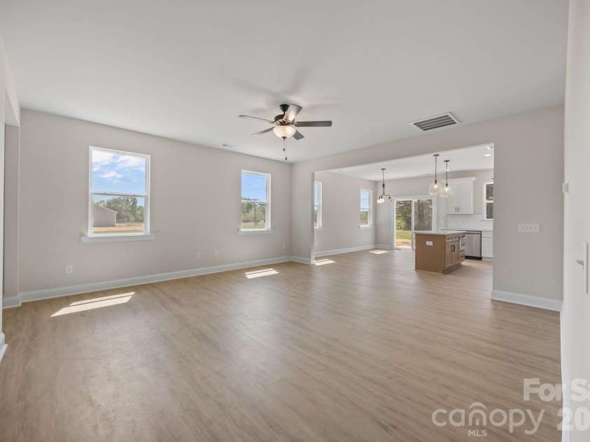 165 Eagle Drive, Salisbury, NC 28144.  MLS# CAR4364211, YatesRealty ID 20236. 