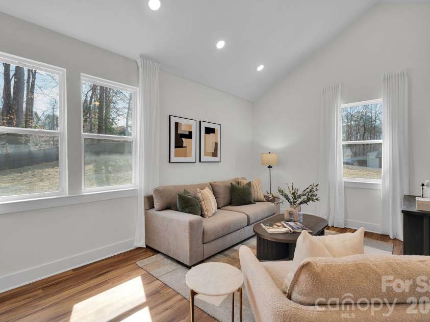 122 Plum Tree Lane, Statesville, NC 28677.  MLS# CAR4346526, YatesRealty ID 20237. 