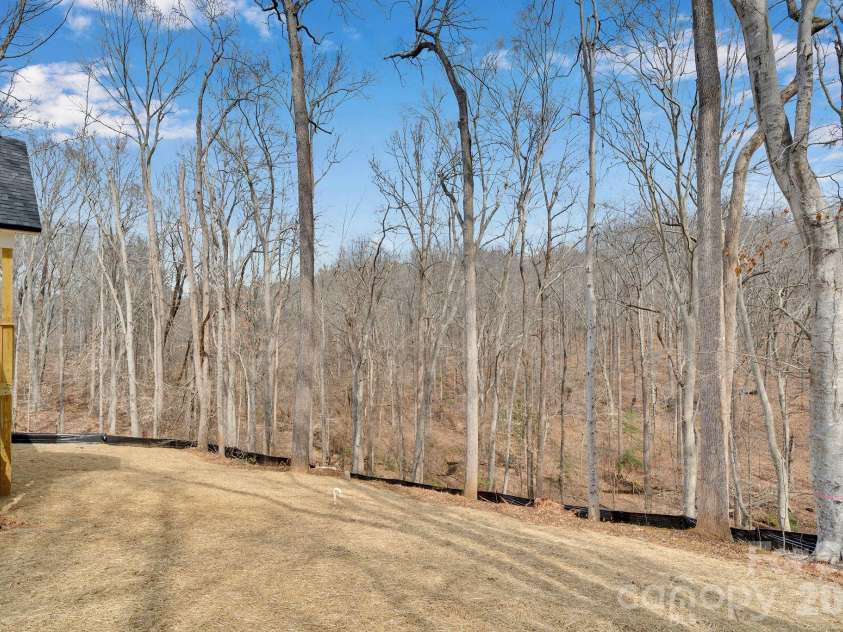 122 Plum Tree Lane, Statesville, NC 28677.  MLS# CAR4346526, YatesRealty ID 20237. 