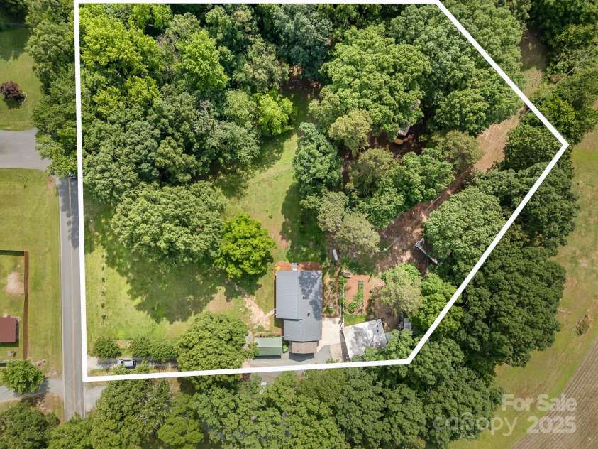 2320 Doster Road, Monroe, NC 28112.  MLS# CAR4261237, YatesRealty ID 20237. 