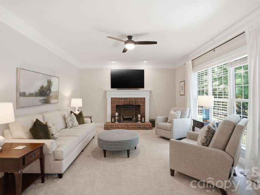 12126 Willingdon Road, Huntersville, NC 28078.  MLS# CAR4378193, YatesRealty ID 20238. 