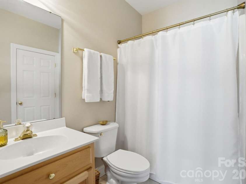 12126 Willingdon Road, Huntersville, NC 28078.  MLS# CAR4378193, YatesRealty ID 20238. 