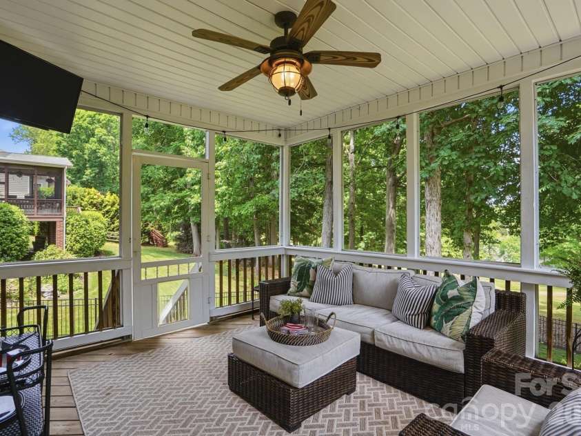 12126 Willingdon Road, Huntersville, NC 28078.  MLS# CAR4378193, YatesRealty ID 20238. 