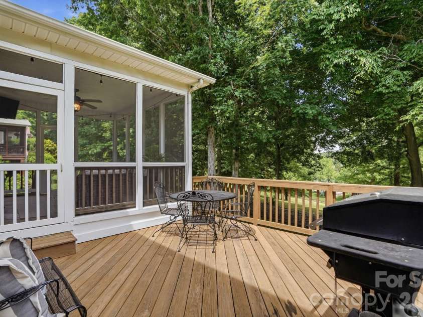 12126 Willingdon Road, Huntersville, NC 28078.  MLS# CAR4378193, YatesRealty ID 20238. 