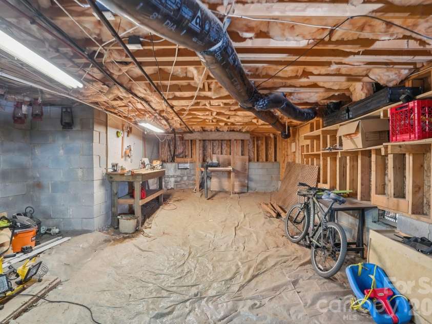 12126 Willingdon Road, Huntersville, NC 28078.  MLS# CAR4378193, YatesRealty ID 20238. 