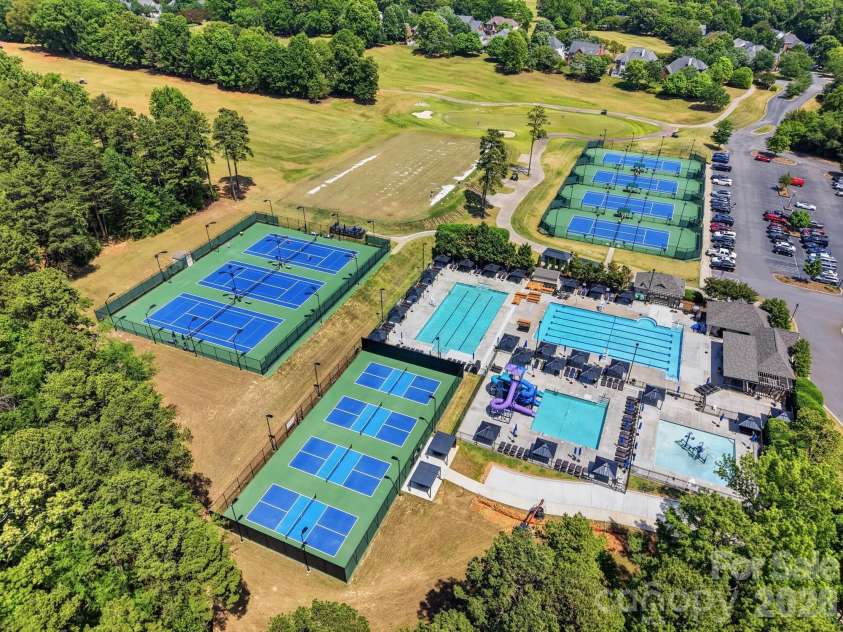 12126 Willingdon Road, Huntersville, NC 28078.  MLS# CAR4378193, YatesRealty ID 20238. 
