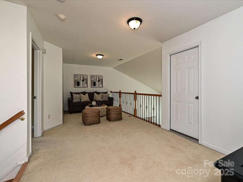 6505 Central Pacific Avenue, Charlotte, NC 28210.  MLS# CAR4258568, YatesRealty ID 20238. 