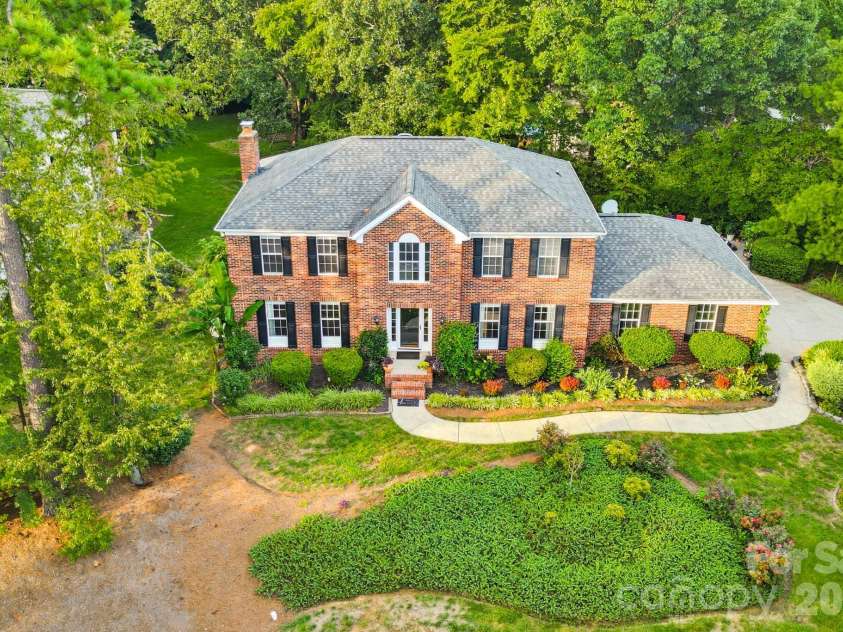 4113 Hallam Court, Charlotte, NC 28269.  MLS# CAR4410743, YatesRealty ID 20239. 