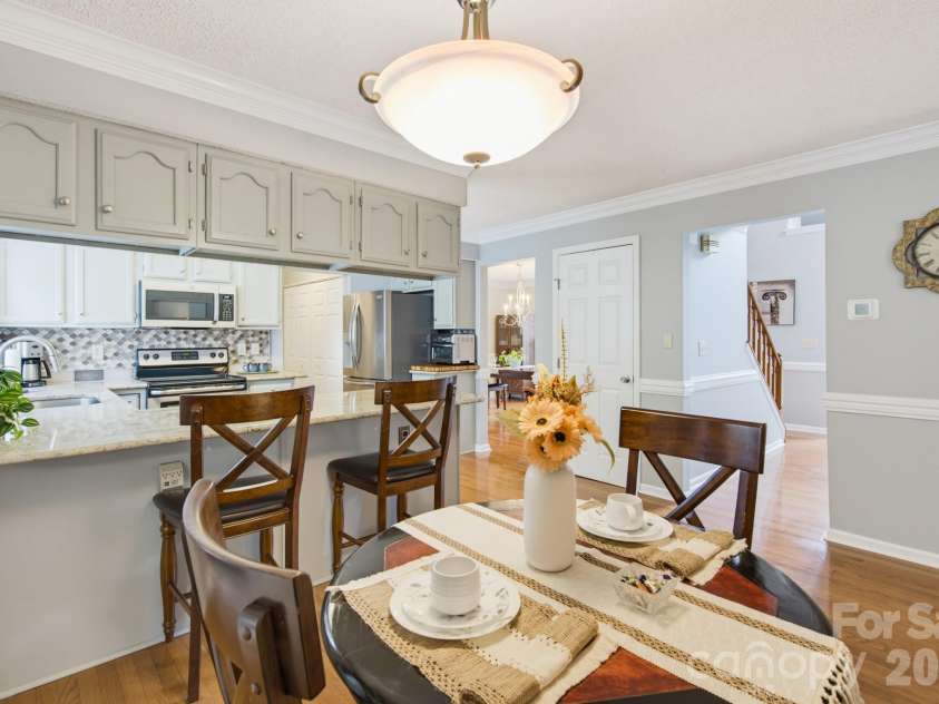 4113 Hallam Court, Charlotte, NC 28269.  MLS# CAR4410743, YatesRealty ID 20239. 