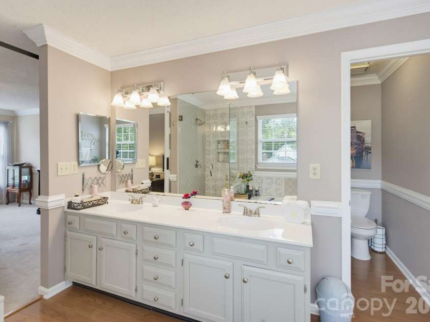 4113 Hallam Court, Charlotte, NC 28269.  MLS# CAR4410743, YatesRealty ID 20239. 