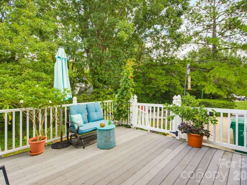4113 Hallam Court, Charlotte, NC 28269.  MLS# CAR4410743, YatesRealty ID 20239. 
