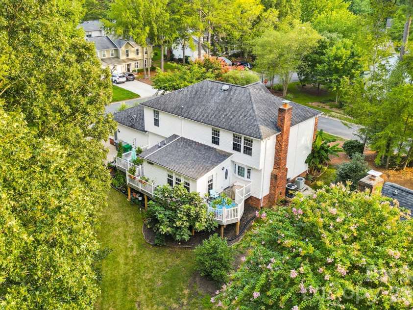 4113 Hallam Court, Charlotte, NC 28269.  MLS# CAR4410743, YatesRealty ID 20239. 