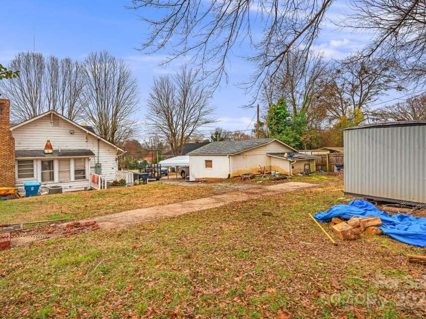 209 Arlington Street, Forest City, NC 28043.  MLS# CAR4210406, YatesRealty ID 2024. 