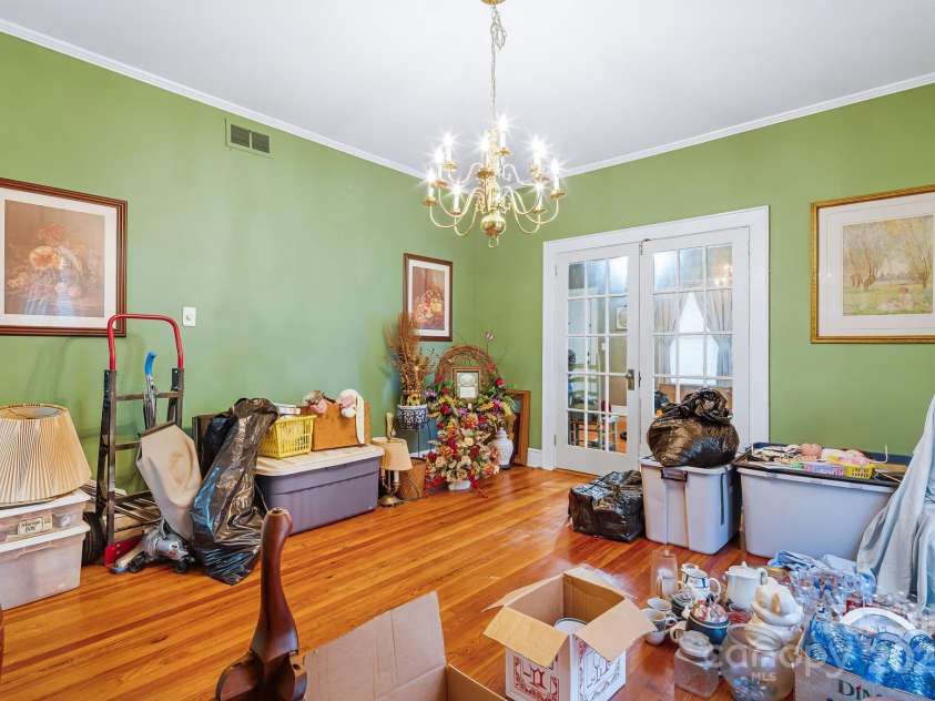 209 Arlington Street, Forest City, NC 28043.  MLS# CAR4210406, YatesRealty ID 2024. 