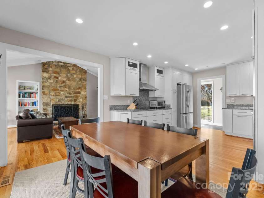 5153 Glenwood Street, Sherrills Ford, NC 28673.  MLS# CAR4261385, YatesRealty ID 20240. 