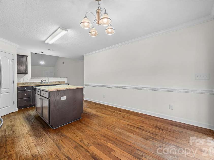 6115 Chandler Road, Clover, SC 29710.  MLS# CAR4354005, YatesRealty ID 20241. 