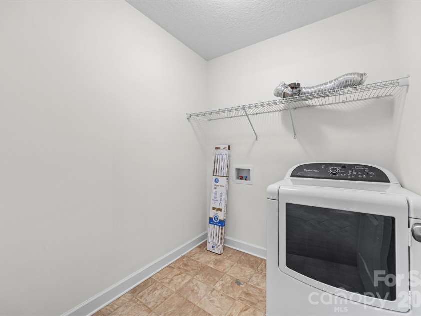 6115 Chandler Road, Clover, SC 29710.  MLS# CAR4354005, YatesRealty ID 20241. 