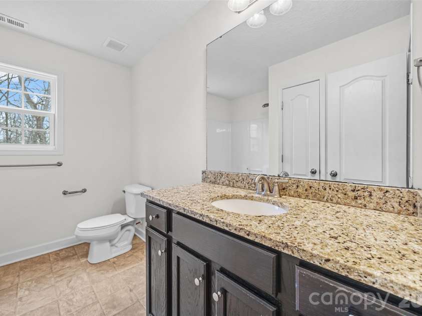 6115 Chandler Road, Clover, SC 29710.  MLS# CAR4354005, YatesRealty ID 20241. 