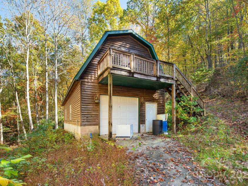 5389 Cascade Lake Road, Cedar Mountain, NC 28718.  MLS# CAR4241396, YatesRealty ID 20242. 