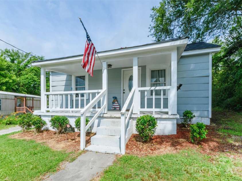 515 Myrtle Avenue, Chester, SC 29706.  MLS# CAR4266583, YatesRealty ID 20243. 