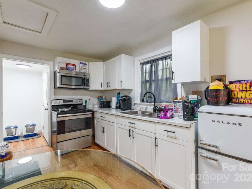 515 Myrtle Avenue, Chester, SC 29706.  MLS# CAR4266583, YatesRealty ID 20243. 