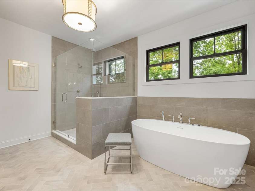 3505 Trent Street, Charlotte, NC 28209.  MLS# CAR4249257, YatesRealty ID 20245. Soaker tub and shower