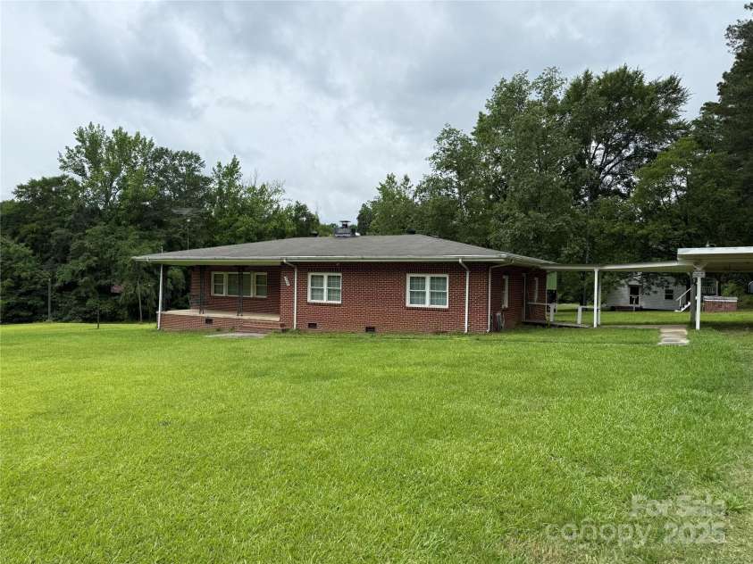 2350 Grubb Ferry Road, Salisbury, NC 28144.  MLS# CAR4270039, YatesRealty ID 20246. 