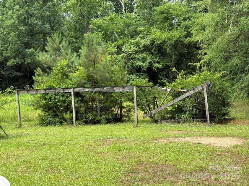 2350 Grubb Ferry Road, Salisbury, NC 28144.  MLS# CAR4270039, YatesRealty ID 20246. 