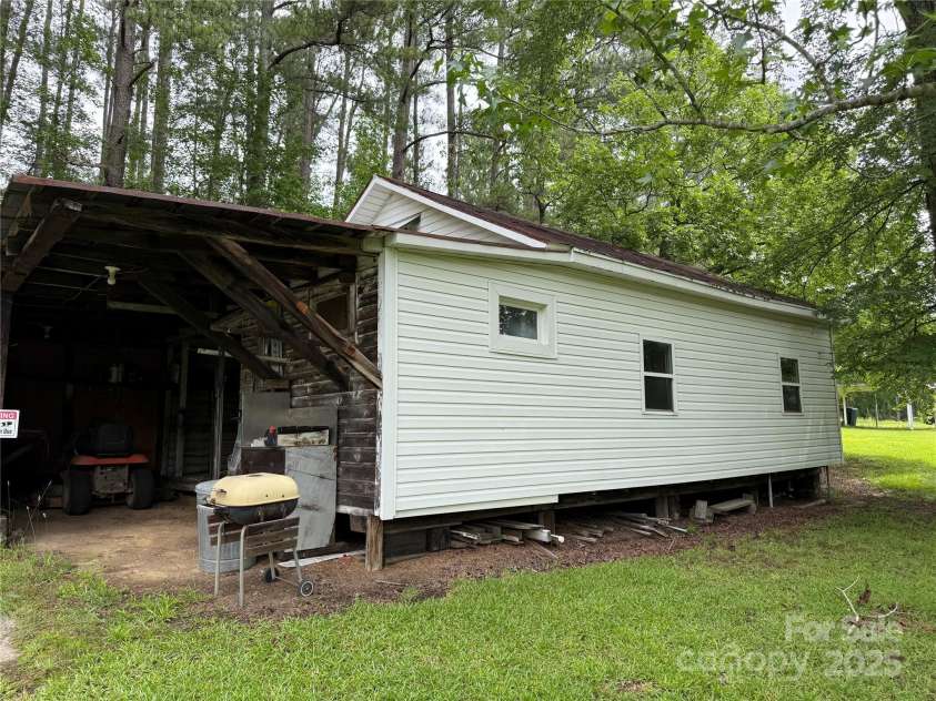 2350 Grubb Ferry Road, Salisbury, NC 28144.  MLS# CAR4270039, YatesRealty ID 20246. 