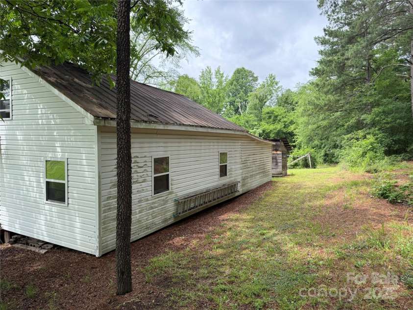 2350 Grubb Ferry Road, Salisbury, NC 28144.  MLS# CAR4270039, YatesRealty ID 20246. 