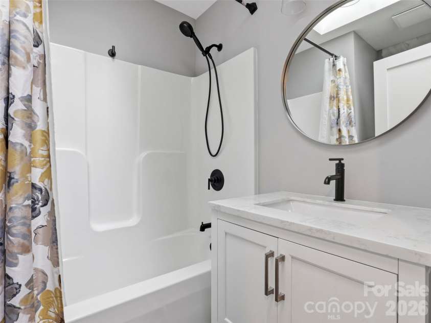 1797 Main Street, Hendersonville, NC 28792.  MLS# CAR4376914, YatesRealty ID 20247. 