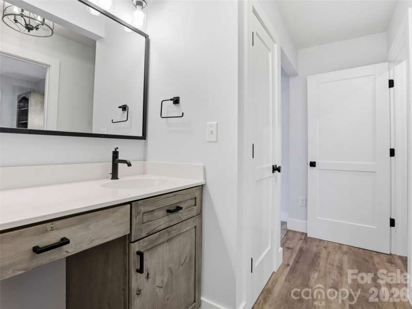 1797 Main Street, Hendersonville, NC 28792.  MLS# CAR4376914, YatesRealty ID 20247. 