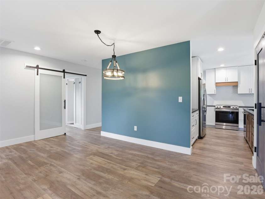 1797 Main Street, Hendersonville, NC 28792.  MLS# CAR4376914, YatesRealty ID 20247. 