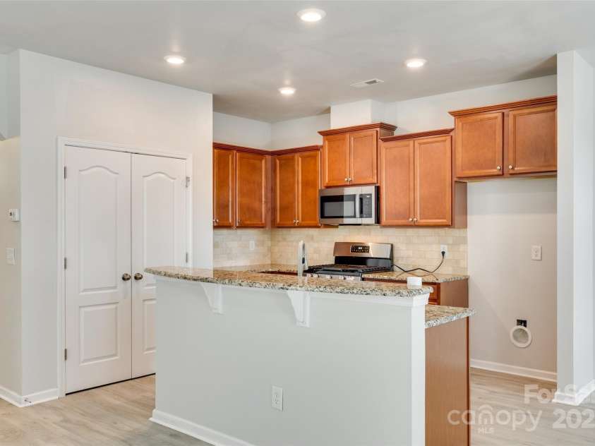 5033 Mockernut Lane, Indian Land, SC 29707.  MLS# CAR4268504, YatesRealty ID 20247. Kitchen