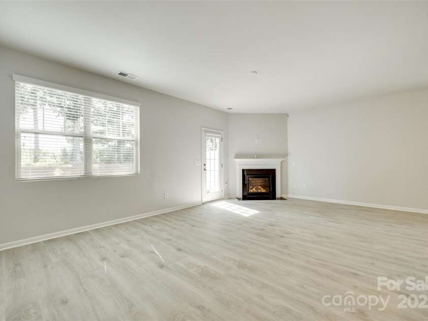 5033 Mockernut Lane, Indian Land, SC 29707.  MLS# CAR4268504, YatesRealty ID 20247. Living Room