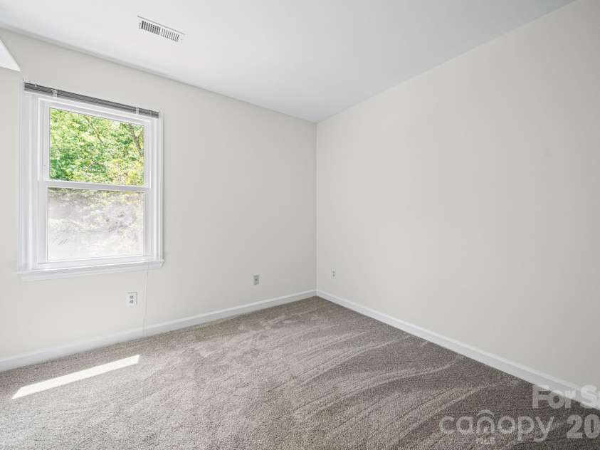 6520 Dougherty Drive, Charlotte, NC 28213.  MLS# CAR4377449, YatesRealty ID 20248. Bedroom #1