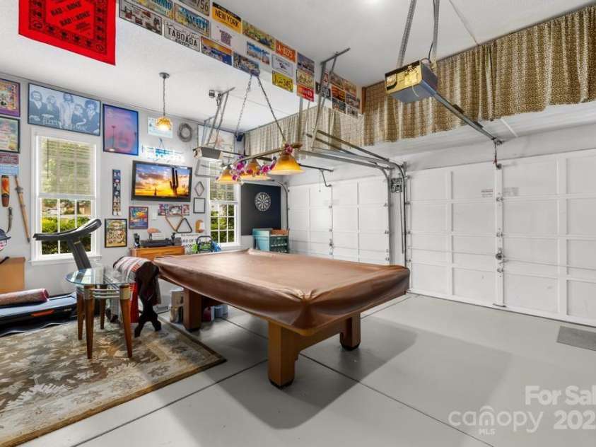 9514 Hayenridge Court, Huntersville, NC 28078.  MLS# CAR4270559, YatesRealty ID 20248. 