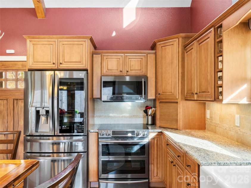 262 Sweet Birch Drive, Maggie Valley, NC 28751.  MLS# CAR4335335, YatesRealty ID 2025. 