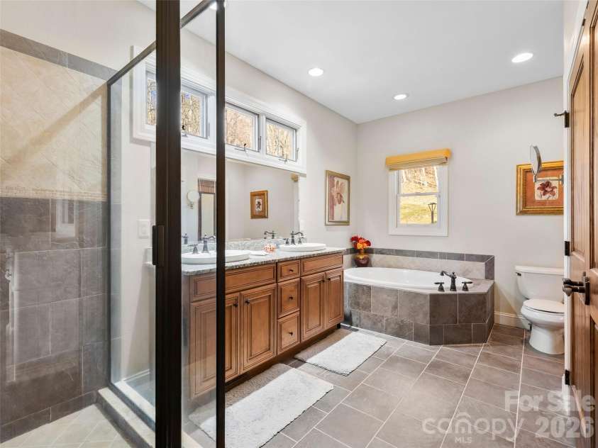 262 Sweet Birch Drive, Maggie Valley, NC 28751.  MLS# CAR4335335, YatesRealty ID 2025. 