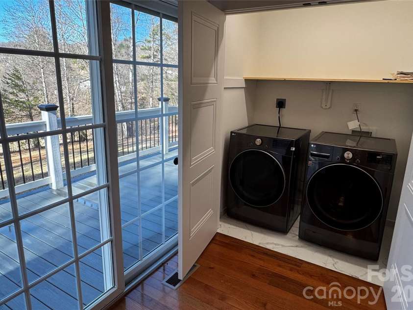 426 Shadow Wood Drive, Leicester, NC 28748.  MLS# CAR4349631, YatesRealty ID 2025. 
