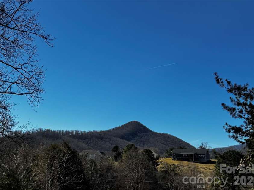 426 Shadow Wood Drive, Leicester, NC 28748.  MLS# CAR4349631, YatesRealty ID 2025. 