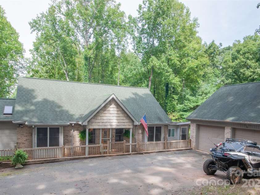 506 Island Ford Road, Statesville, NC 28625.  MLS# CAR4176246, YatesRealty ID 2025. Front
