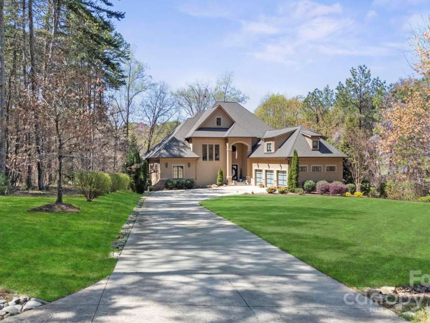 1754 Brawley School Road, Mooresville, NC 28117.  MLS# CAR4242025, YatesRealty ID 20252. 